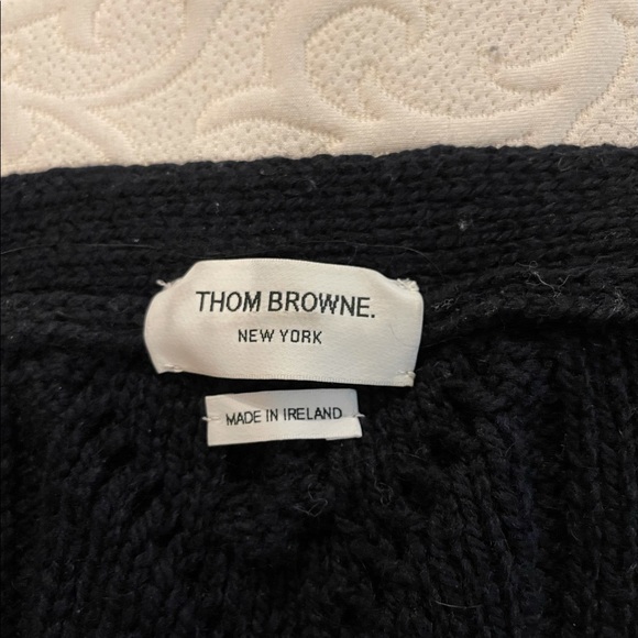 THOM BROWNE WOOL CARDIGAN IN NAVY - Picture 3 of 7